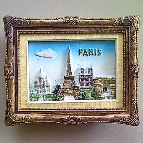 Jual Souvenir Pajangan Paris kuning Frame
