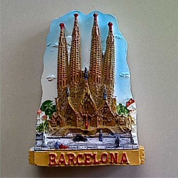 Jual Souvenir Magnet kulkas Sagrada Barcelona Spanyol