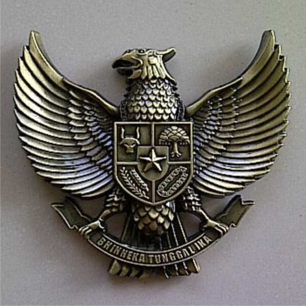 Jual Souvenir Tempelan kulkas Garuda Indonesia Metal